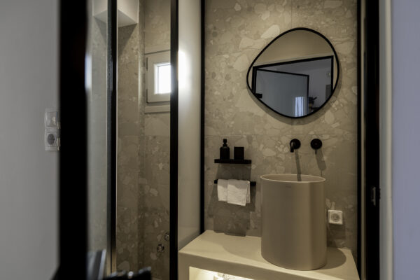 Suite with Sea View-12