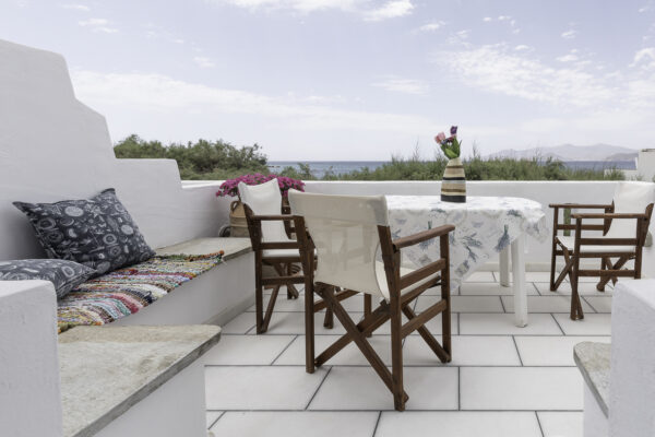 Triple Room with Sea View-03